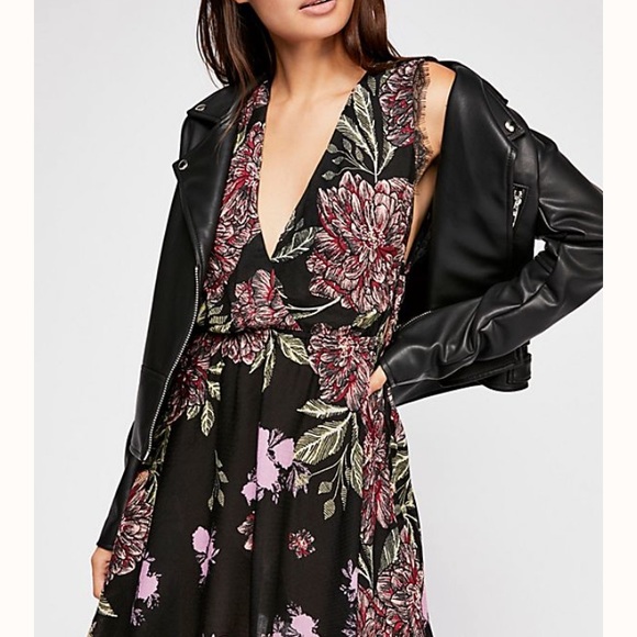 ❤️SOLD❤️Free People Flower Dress - Picture 2 of 5